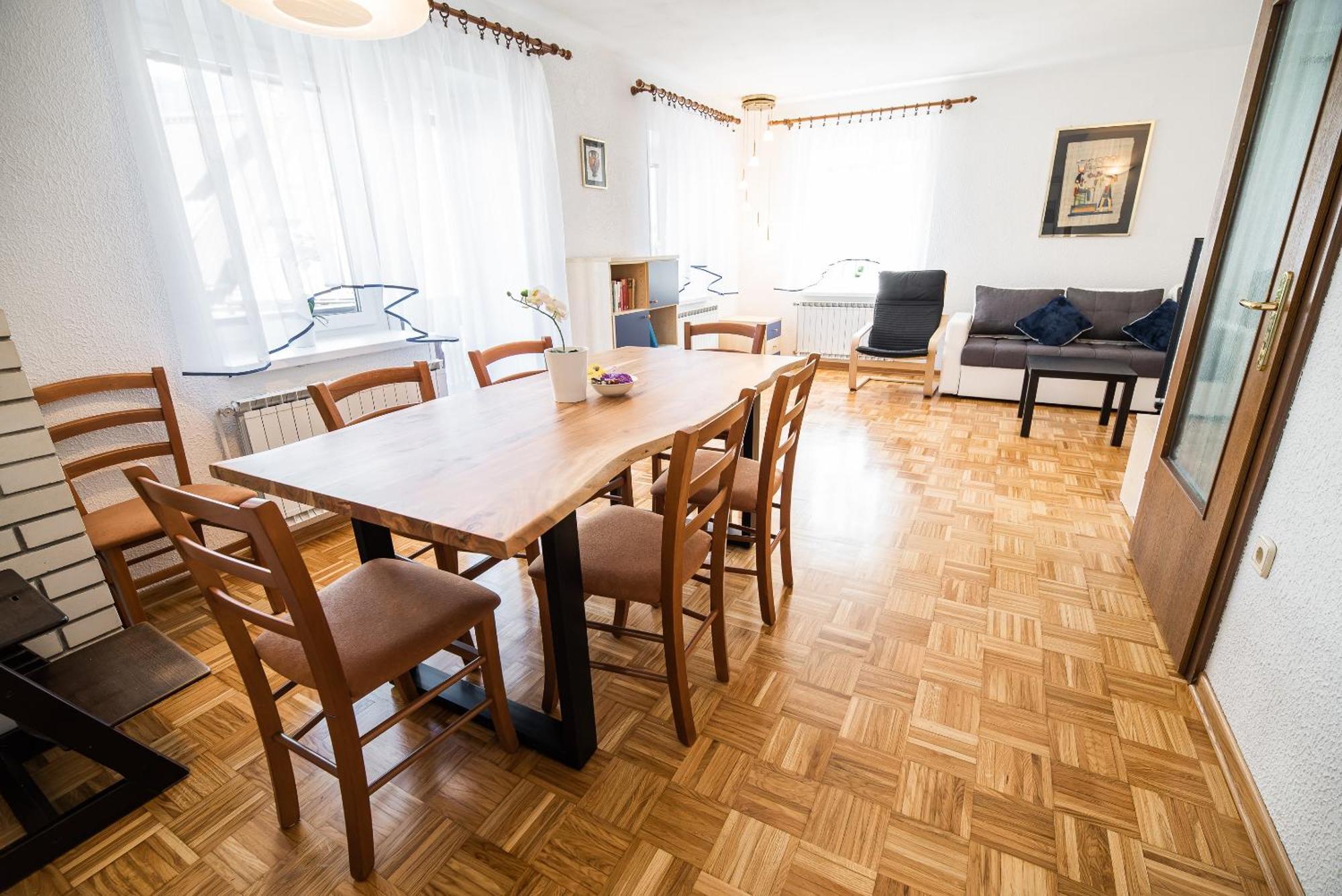 Vila K29 Бовец Номер фото